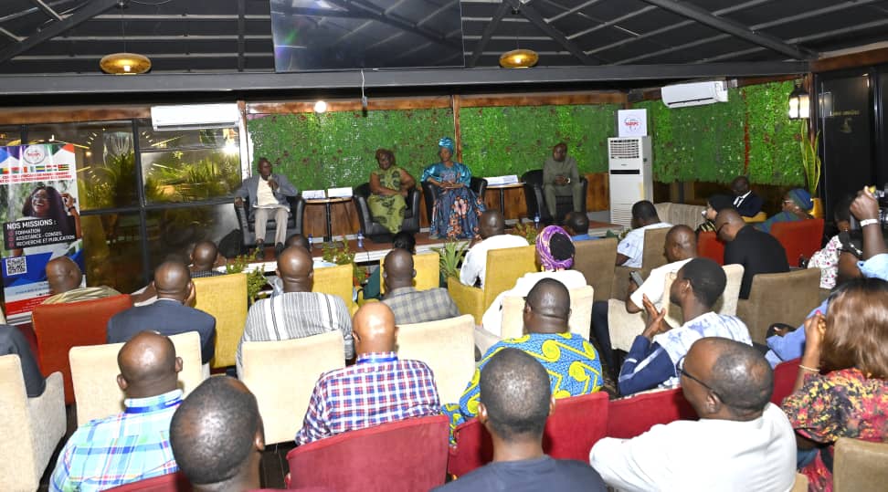 Image 7 - #OUAGA : SÉMINAIRE SUR « LE LEADERSHIP TRANSFORMATIONNEL »